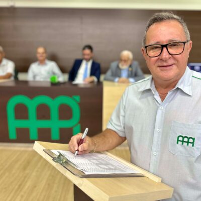 Jorge Luiz Empereur (Diretor Suplente)