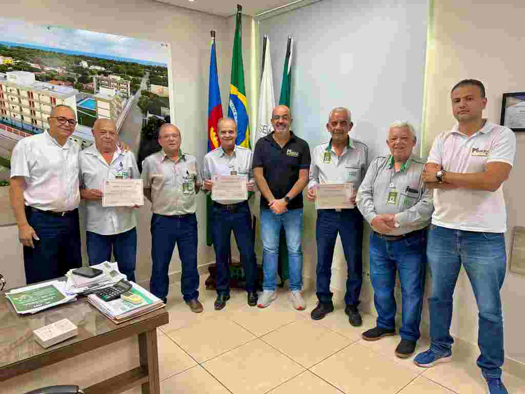 Moções de Aplausos