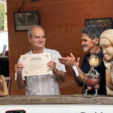 Presidente é homenageado