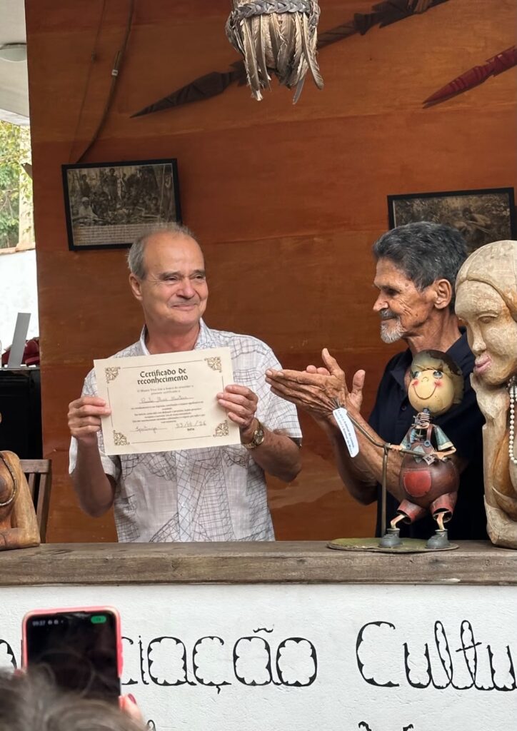 Presidente é homenageado