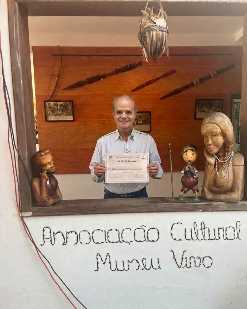 Presidente é homenageado